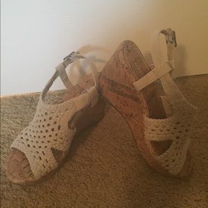 Massini wedge sandals